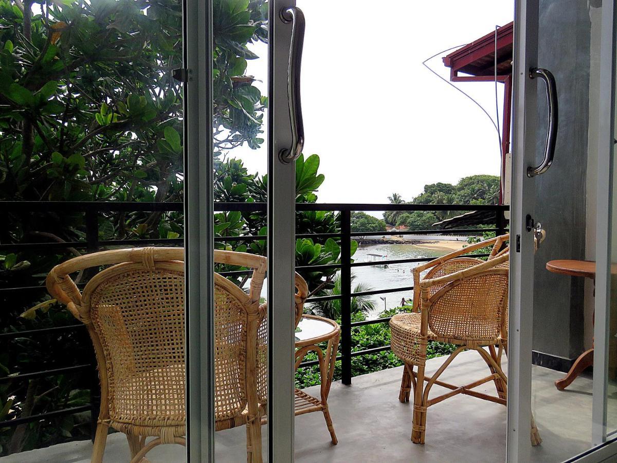 H&C Heaven Beach Hotel Unawatuna Ngoại thất bức ảnh
