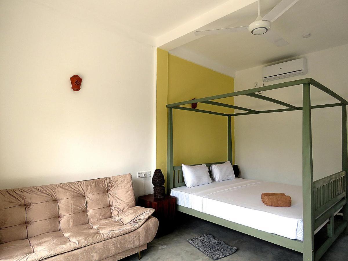 H&C Heaven Beach Hotel Unawatuna Ngoại thất bức ảnh