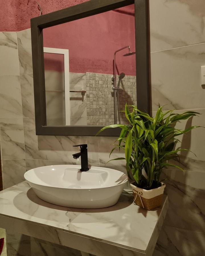 H&C Heaven Beach Hotel Unawatuna Ngoại thất bức ảnh